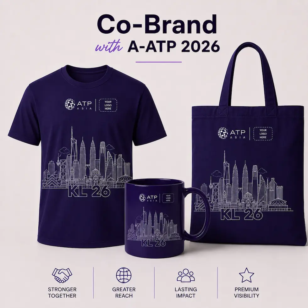 A-ATP 2026 联名礼品示意图：马克杯、大会 T 恤与手提袋